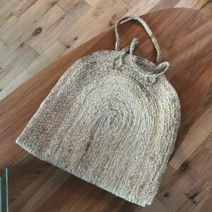Natural twain beach bag, received as gift never used.